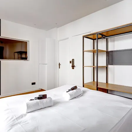Residence Sur Les Champs Elysees Paris Exterior photo