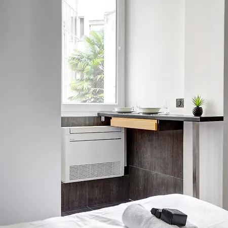 Residence Sur Les Champs Elysees Paris Exterior photo