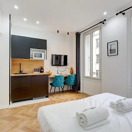 Residence Sur Les Champs Elysees Paris Exterior photo